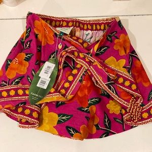 Farm Rio - flower tapestry shorts XS